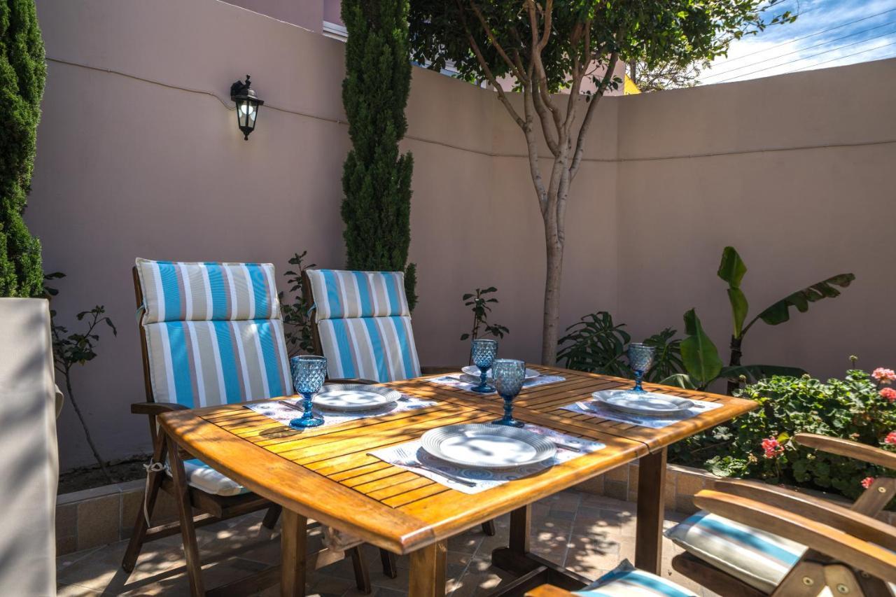 Iro City And Beach Boutique Homes La Canea Exterior foto